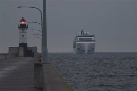 Great Lakes are once again a hot destination for cruise ships ⋆