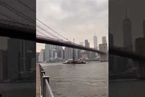 Moment crane crashes into Brooklyn Bridge leaving steel beam cracked