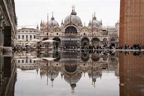 UNESCO says Venice should be added to heritage danger list