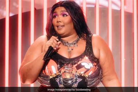 US Singer Lizzo Denies Sexual Harassment Charges By Ex Dancers