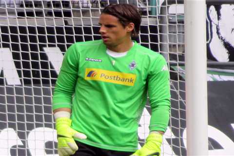 Yann Sommer to join Inter on Monday