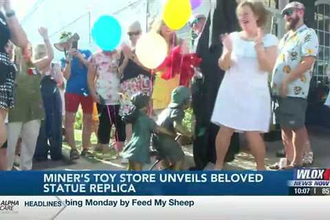 Miner’s Doll & Toy Store unveils beloved statue replica