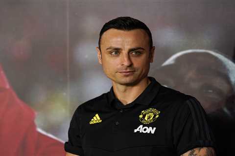 Dimitar Berbatov predicts who will win on Saturday