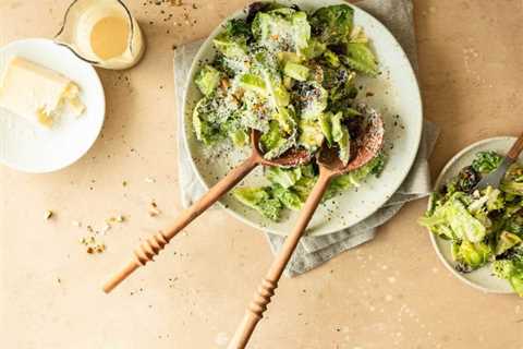 Inexperienced Salad With Sesame Dressing