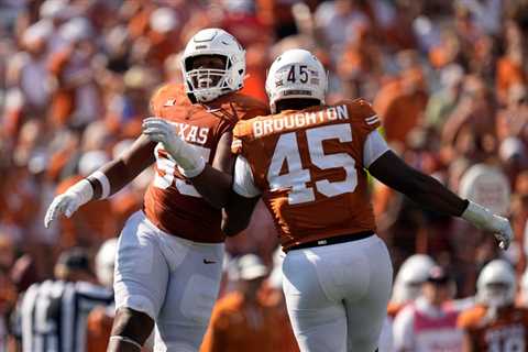 Instant Analysis: Longhorns defense shines in Rice win, offense needs to be cleaner next week vs...