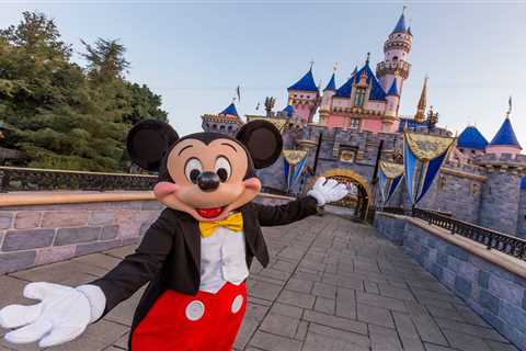 Everything you need to know about visiting Disneyland