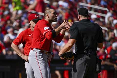 Joey Votto Remains Unsure If He’ll Play In 2024