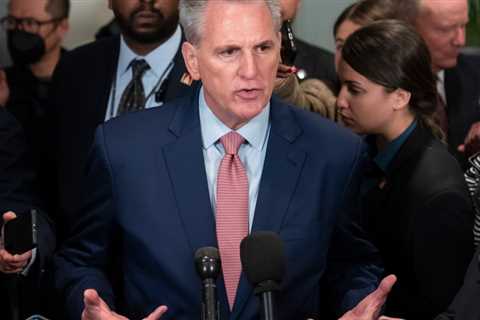 House Republicans twice refuse to elect Kevin McCarthy as speaker in historic defeat