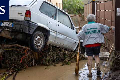 At least 12 have died in the Ciarán storm in Western Europe – five victims in Tuscany – •