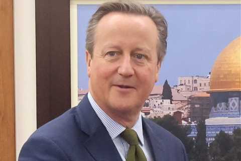 David Cameron defends approach to China amid criticism over Beijing's aggression