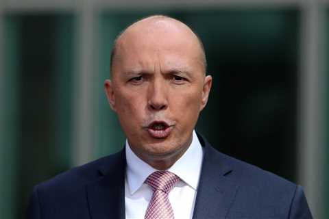 Dutton slams Albanese govt as a ‘complete circus’ over immigration detention saga