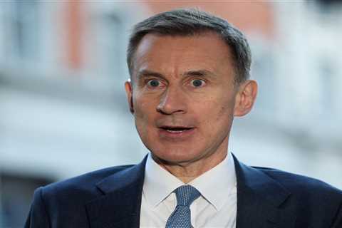 Jeremy Hunt Vows to Accelerate Compensation for Victims of Post Office Scandal