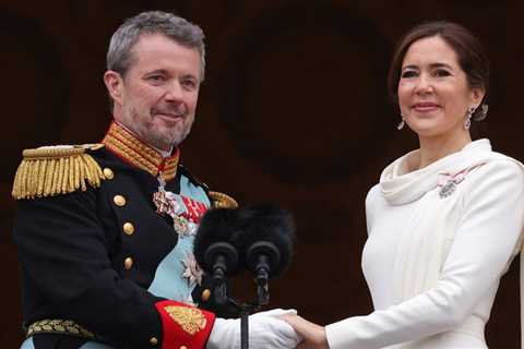 Denmark’s King Frederik Takes Over Throne From Mother Queen Margrethe II | King Frederik, Mette..