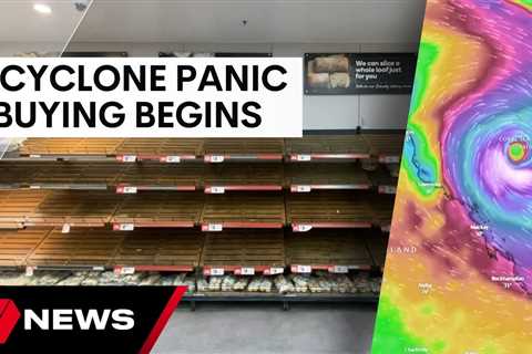 Supermarket Shelves Stripped Bare As Queensland Prepares For Cyclone Kirrily