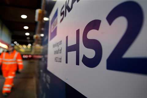 HS2 could be REVIVED as ministers consider new plan for northern leg