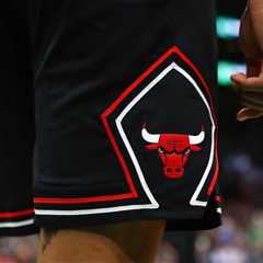 Bulls Big Man Is Drawing Interest From 4 Contenders