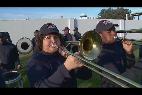 Carnival Spotlight: John Ehret Marching Band