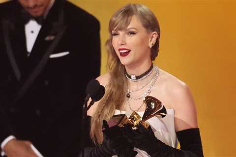 How Many Grammys Does Taylor Swift Have? Grammys 2024 Nominations, Awards – StyleCaster