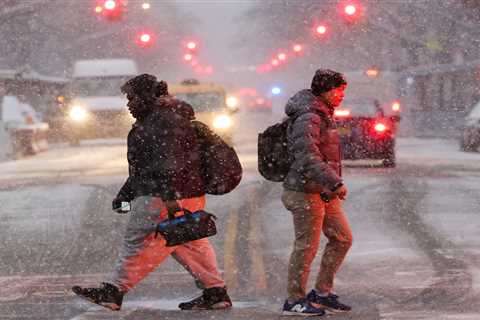 Airlines cancel more than 1,100 flights as Nor'easter winter storm strikes