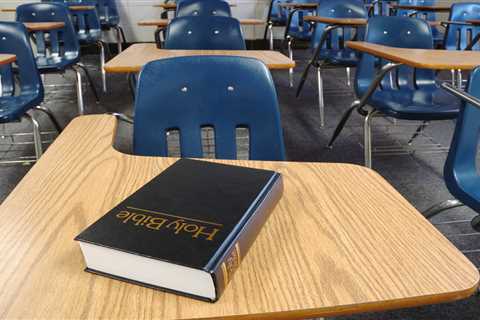 FL House members clash on requirements for volunteer chaplains in public schools