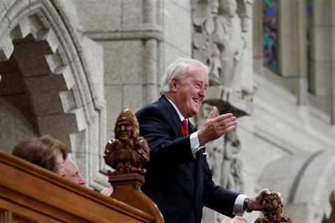 Former Canadian Prime Minister Brian Mulroney has died aged 84 |  World News