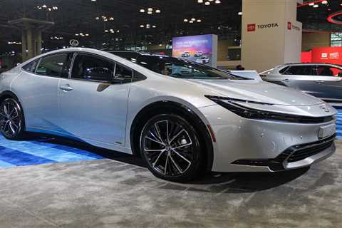 Hybrids are more popular than ever as shoppers cool on EVs