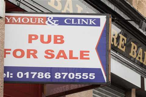 Rise in British Pub Closures Sparks Concerns of Crime Blitz and Mental Health Crisis, Says Expert