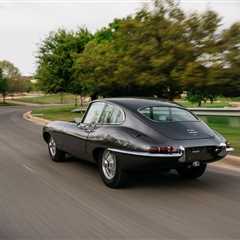 Moment 1966 Series I Jaguar E-Type