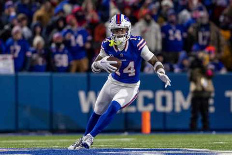 Reports: Bills trade WR Stefon Diggs to Texans