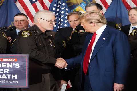 Police Officers Association of Michigan endorses Trump during Grand Rapids event on border security ..