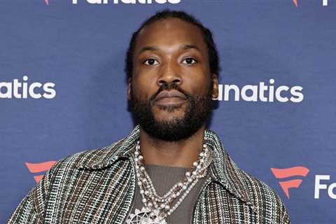 Meek Mill Goes Viral W/ Fisher Challenge, Social Reacts (Video)