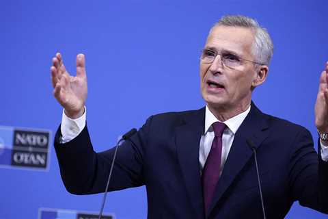 Ukraine may have to compromise with Russia – Stoltenberg — RT World News