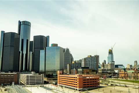 Renaissance Center, a symbol of Detroit’s rebirth, losing big tenant