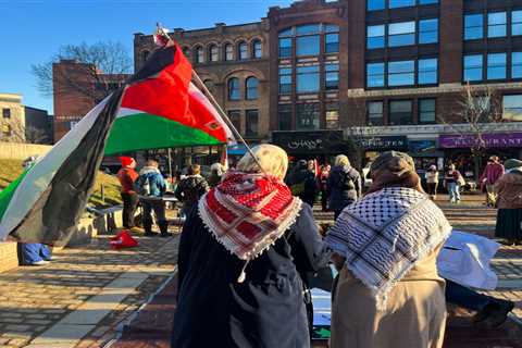 Official results show more than 10% of Democratic voters in Maine left primary ballots blank •..