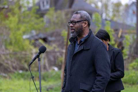 Detroit City Councilman promotes mental health campaign with rap