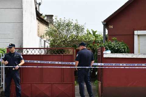 ‘A man and a woman were killed with cold weapons’ – •