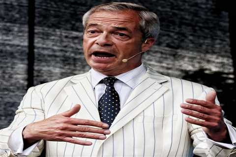 Nigel Farage accused of being a Putin appeaser by Rishi Sunak