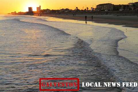 Galveston, Texas news: Car drives off Pier 21 into water