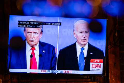 Biden's strategy of making the election campaign a Trump issue is suddenly in question