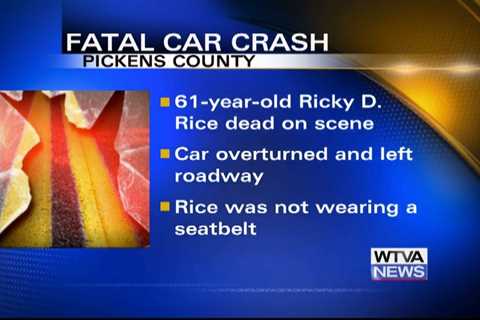 A single-vehicle car crash left one person dead in Pickens County