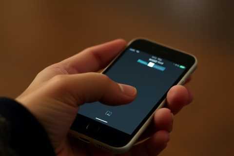 iPhone Failures Sparking a Booming Repair Service Opportunity