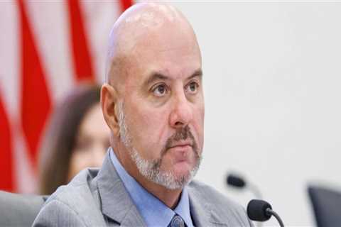 The Pros and Cons of Term Limits for Political Leaders in Orange County, Florida