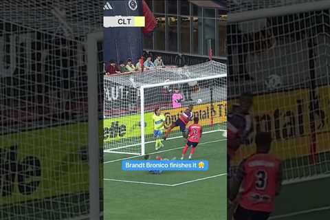 Pretty play to get the party started #soccer #wilfriedzaha #crystalpalace #galatasaray #mls