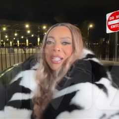 A Zillion Dollars: Wendy Williams Shines at NYFW Show