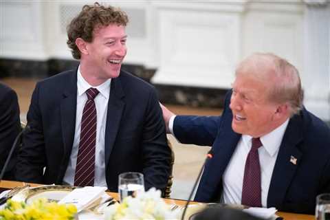 Zuckerberg on Hot Mic: Uncertainty About AI Spending for Trump