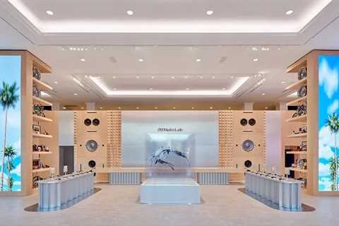 Metal to Launch 3 New Retail Outlets Before the Holidays