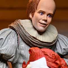 Massive Forehead of Human Pennywise Figure: A ‘Welcome to Derry’ Spoiler?