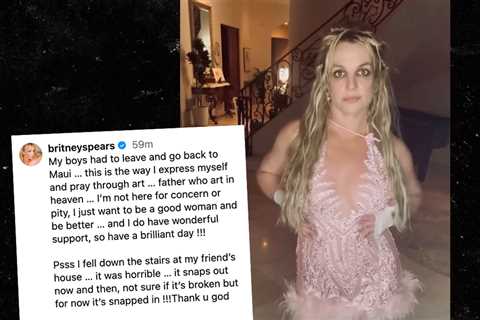 Knee Snaps Out Occasionally: Britney Spears Falls Down Stairs
