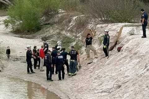Tragedy Averted – Texas Girl Digs Hole in Sand, Collapses – Rescue Effort with Multiple Agencies..