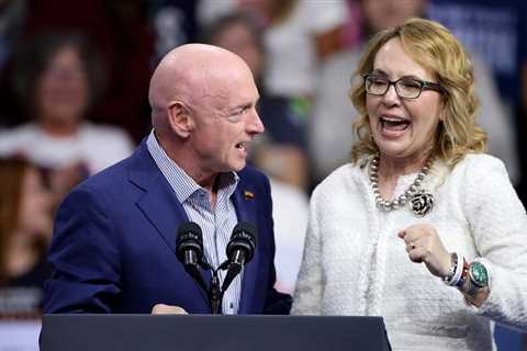 Mark Kelly’s Wife BURSTS OUT LAUGHING as Pete Hegseth Announces Federal Investigation Into Her..